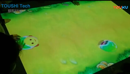 杭州綠都云和湖漫步云端科技玩樂(lè)節(jié)桌面互動(dòng)投影游戲