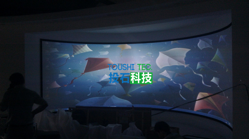 徐州軍霞健身器材有限公司企業(yè)展廳三通道投影融合和觸摸系統(tǒng)工程